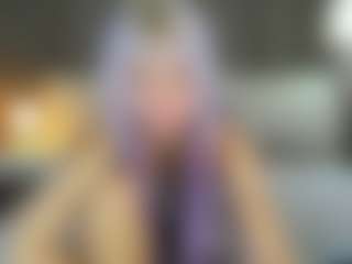 Live cam show with MonroSugar - Blonde Hair Petite on Camsoda
