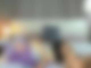 Live cam show with MonroSugar - Blonde Hair Petite on Gym Cam Girls