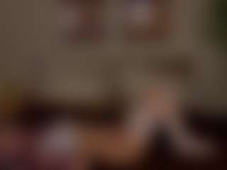 Live cam show with MonroSugar - Blue Eyes on Milfs Live