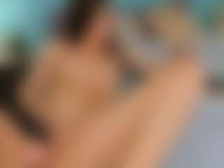 Live cam show with KAYA - Green Eyes on TottyGirls