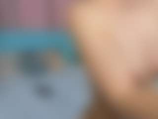 Live cam show with KAYA - Green Eyes on CamSodaAdn