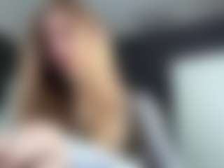 Live cam show with Grace - MILF Teen (18+) on AdultVida.com