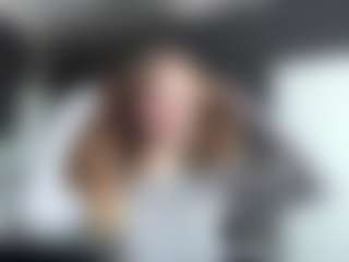 Live cam show with Grace - Small Tits Teen (18+) on Livezox