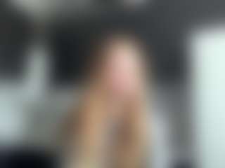Live cam show with Grace - Petite Teen (18+) on dropp.cam