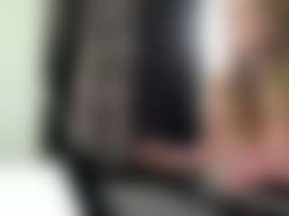 Live cam show with Grace - Striptease Granny on CSO-WL