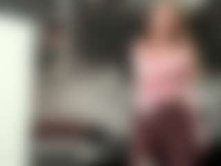 Live cam show with Grace - Trimmed Granny on googirlz