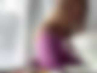 Live cam show with Grace - Blonde Hair MILF on madthumbs