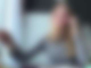 Live cam show with Grace - Control on Milfs Live