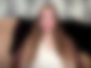 Live cam show with Grace - Granny Lovense on Camming Site
