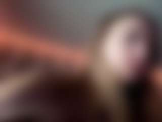 Live cam show with Grace - Gagging on Camsoda