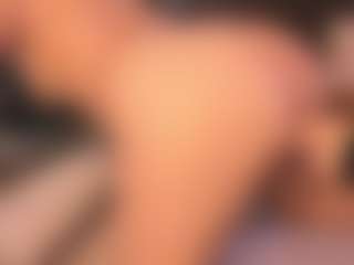 SaraToro's Live Sex Cam Show