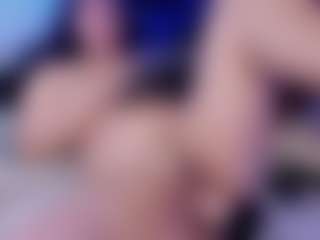 SaraToro's Live Sex Cam Show