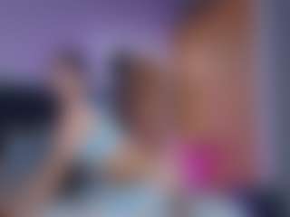 Live cam show with AllieCollins - New MILF on milfzrlive.com