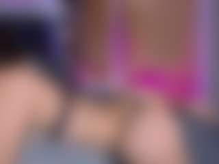 Live cam show with AllieCollins - Tease Curvy on Camsoda