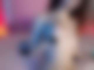 Live cam show with Anny - Small Tits Brown Hair on Camsoda