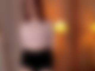 Live cam show with Avalessia - White on Camsoda