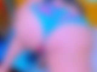 Live cam show with bigass-juicy - Smoking on SpankPalCams