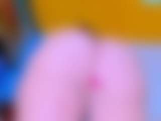 Live cam show with bigass-juicy - Anal Toys on CamSextacy