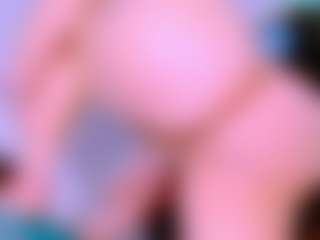 Live cam show with bigass-juicy - Red Hair on Camsoda