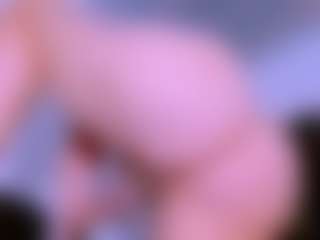 Live cam show with bigass-juicy - Smoking on LiveSexCams6