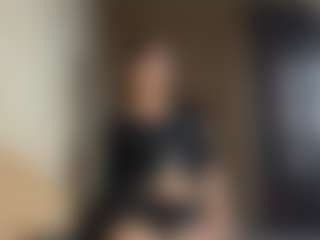 FreedaOrdona's Live Sex Cam Show