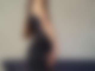 FreedaOrdona's Live Sex Cam Show