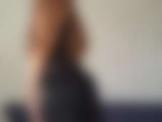 FreedaOrdona's Live Sex Cam Show