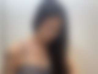 Live cam show with Alice - Asian MILF on studioflirtlive.com