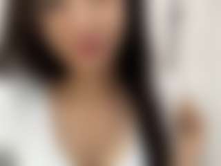 Live cam show with Alice - Tease MILF on StripNow