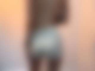 Live cam show with Alice - Strip MILF on Chatstar