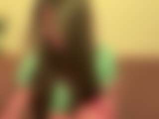 Live cam show with Alice - College MILF on livesuperchat.net