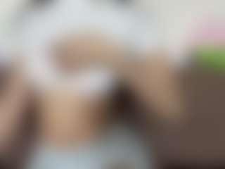 Live cam show with Alice - Sexwebcam Asian on Camsoda