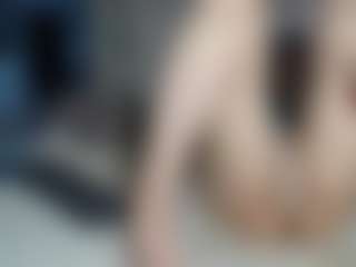 keysiyummy's Live Sex Cam Show