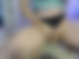 keysiyummy's Live Sex Cam Show