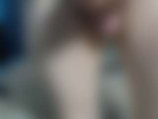 Live cam show with keysiyummy - White on AdultVida.com | colombia
