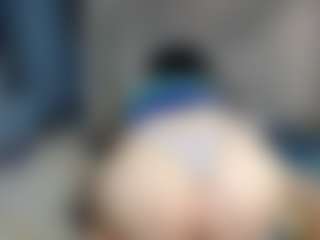 Live cam show with keysiyummy - HD on Camsoda
