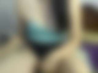 Live cam show with keysiyummy - White on Camsoda | colombia
