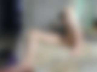 Live cam show with keysiyummy - Small Tits on thefappeningchat.com