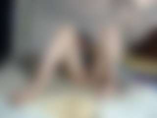 Live cam show with keysiyummy - HD on WildCum