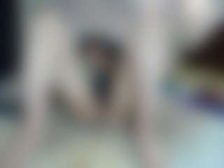 keysiyummy's Live Sex Cam Show