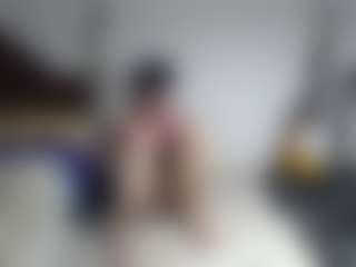 Live cam show with keysiyummy - Green Eyes on Cam Slut
