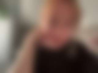 Live cam show with Latashia - Handjob on nudelive.tv