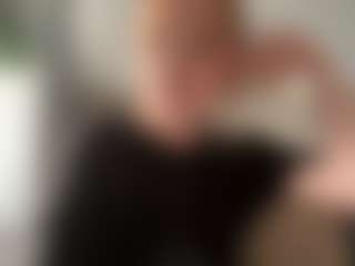 Live cam show with Latashia - Handjob on nudelive.tv