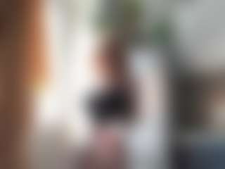 Live cam show with Latashia - Strip Blonde Hair on livesuperchat.net