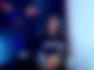 Live cam show with LuxuryQueens - Green Eyes on Soda Cam