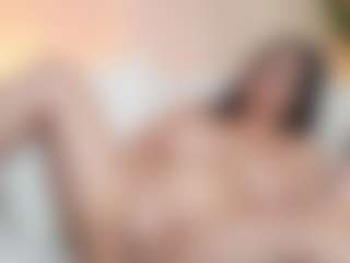 Live cam show with MaeveSun - Smoking on wildcum.com