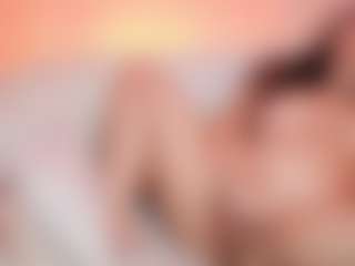 Live cam show with MaeveSun - Average on iamadamtest123.com