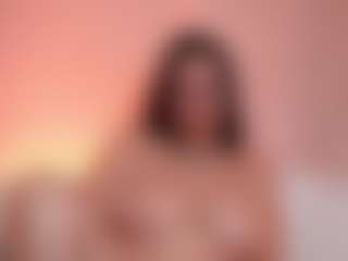 Live cam show with MaeveSun - Average on fuklive.com
