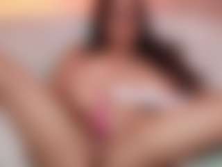 Live cam show with MaeveSun - Tittyfuck on sexylivex.com