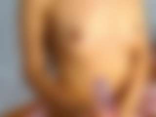 Live cam show with MiahRousse - Big Ass on Uber Horny